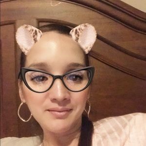 Meet your Posher, Zaida